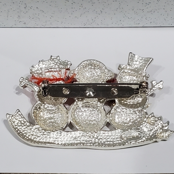 VINTAGE AJMC SNOWMAN BROOCHES SET OF 2 FRIENDS HOLIDAY WINTER - Picture 4 of 8